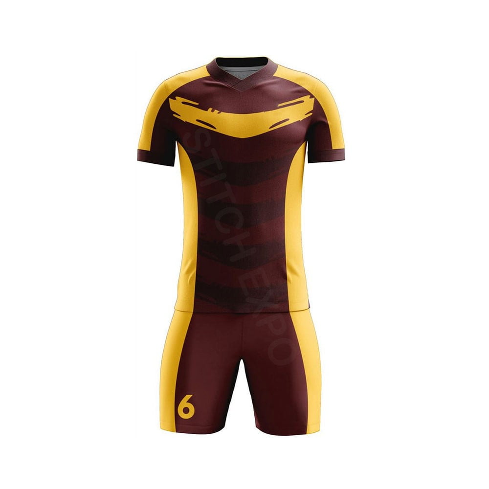 Custom men’s soccer training uniform for practice sessions