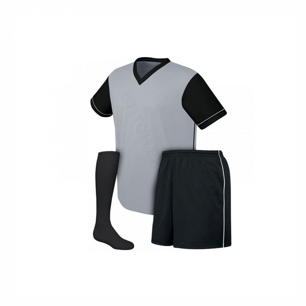 Professional-quality men’s custom soccer uniform