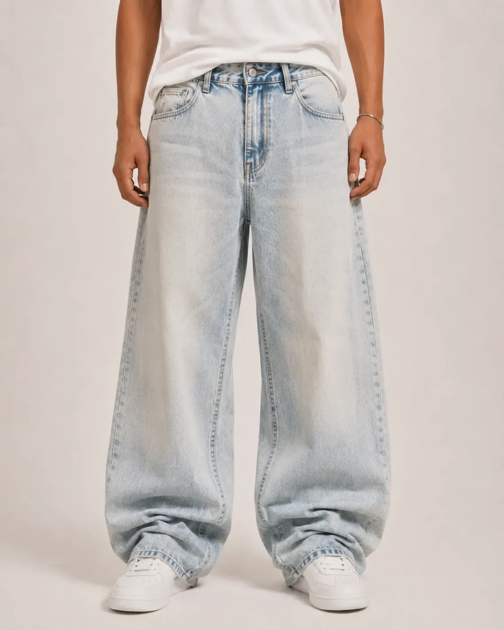 bleach-washed-baggy-jeans-front Bleach washed baggy jeans front view