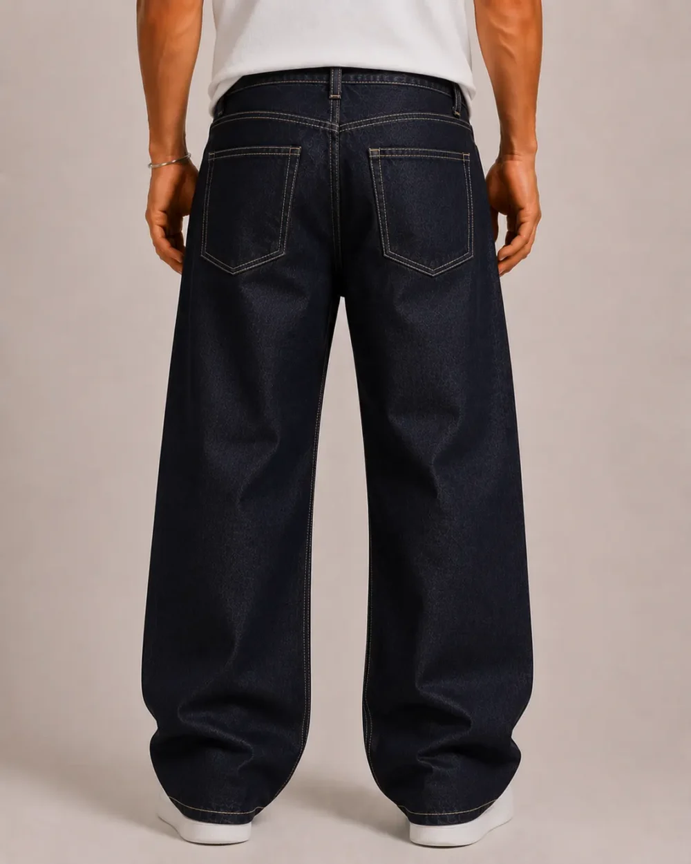 contrast-stitch-baggy-jeans-back Contrast stitch baggy jeans back view